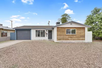 2434 N 37th Way, Phoenix, AZ 85008 - Photo 1