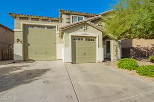 12002 W Calle Hermosa Ln, Avondale, AZ 85323 - Photo 1