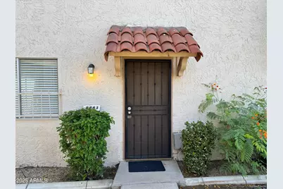 8861 N 12th Place, Phoenix, AZ 85020 - Photo 1