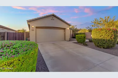 1124 W Stephanie Lane, San Tan Valley, AZ 85143 - Photo 1