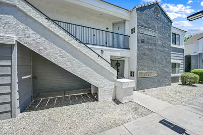 3065 N 67th Avenue #Apt 214, Phoenix, AZ 85033 - Photo 1