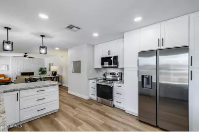 1605 E Broadmor Drive, Tempe, AZ 85282 - Photo 1