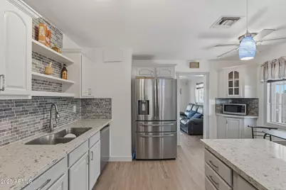 3640 N 21st Avenue, Phoenix, AZ 85015 - Photo 1