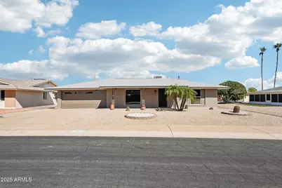 13836 N Kaanapali Drive, Sun City, AZ 85351 - Photo 1