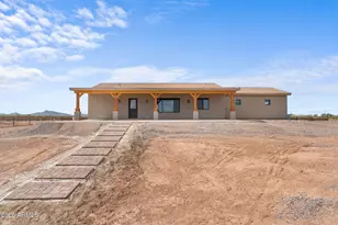 47530 W Ray St, Aguila, AZ 85320 - Photo 1