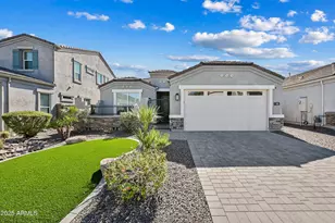 1825 E Saguaro Park Ln, Phoenix, AZ 85024 - Photo 1