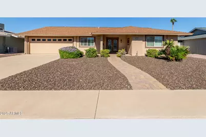 13827 N Tan Tara Drive, Sun City, AZ 85351 - Photo 1