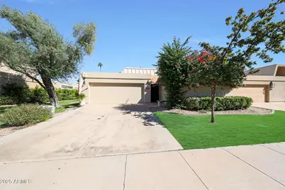2422 E Oregon Avenue, Phoenix, AZ 85016 - Photo 1
