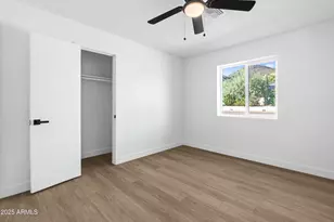 901 W Mercer Ln, Phoenix, AZ 85029 - Photo 34