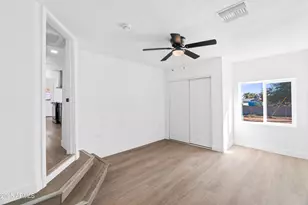 901 W Mercer Ln, Phoenix, AZ 85029 - Photo 24