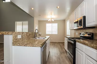 10117 W Marguerite Avenue, Tolleson, AZ 85353 - Photo 6