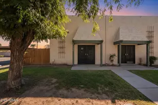 5925 W Golden Ln, Glendale, AZ 85302 - Photo 1
