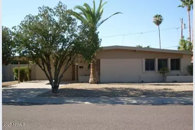 3707 E Paradise Drive, Phoenix, AZ 85028 - Photo 1