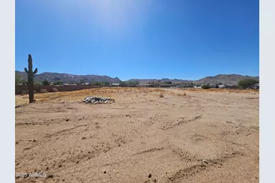 308 W Dobbins Road #5, Phoenix, AZ 85041 - Photo 1