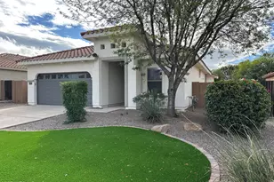 2653 E Canyon Creek Dr, Gilbert, AZ 85295 - Photo 1