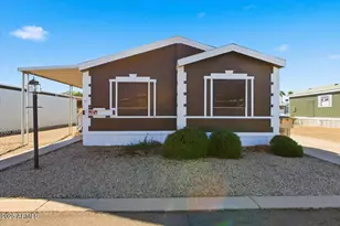 19802 N 32nd St, Phoenix, AZ 85050 - Photo 1