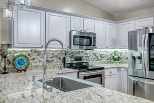14107 W Corrine Dr, Surprise, AZ 85379 - Photo 2