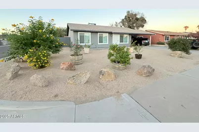 6852 W Garfield Street, Phoenix, AZ 85043 - Photo 1