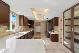 5711 N 73rd Pl, Scottsdale, AZ 85250 - Photo 12