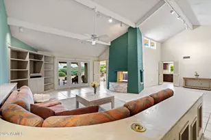 5711 N 73rd Pl, Scottsdale, AZ 85250 - Photo 8