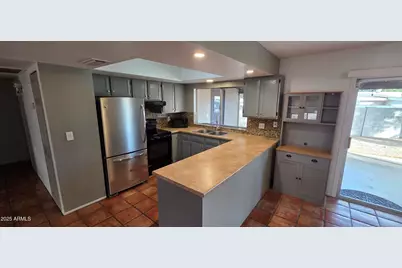 15635 N 21st Street, Phoenix, AZ 85022 - Photo 1