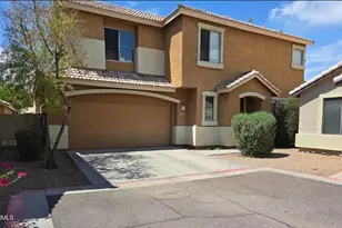 125 N 22nd Pl, Mesa, AZ 85213 - Photo 1