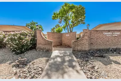10735 W Santa Fe Drive, Sun City, AZ 85351 - Photo 1