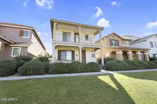 6813 S 7th Ln, Phoenix, AZ 85041 - Photo 1