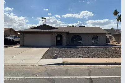 2528 N Central Drive, Chandler, AZ 85224 - Photo 1
