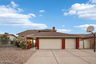 945 W Portobello Avenue, Mesa, AZ 85210 - Photo 1