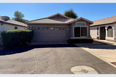 2221 E Union Hills Drive #137, Phoenix, AZ 85024 - Photo 2