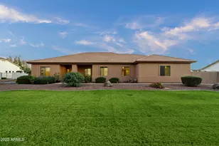 2667 E Melrose St, Gilbert, AZ 85297 - Photo 1