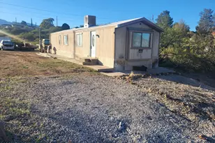 890 Calle Tomallo, Clarkdale, AZ 86324 - Photo 1