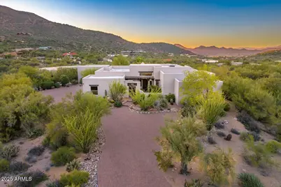 37202 N Holiday Lane, Carefree, AZ 85377 - Photo 1