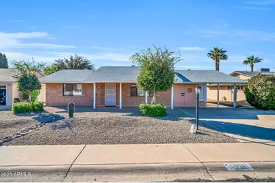10517 W Cumberland Drive, Sun City, AZ 85351 - Photo 1