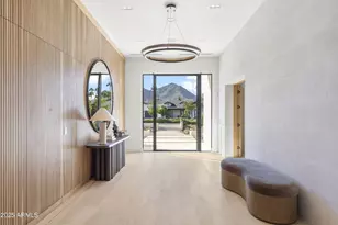 5305 N 68th Pl, Paradise Valley, AZ 85253 - Photo 1