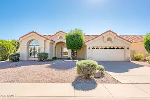 3813 E Desert Flower Ln, Phoenix, AZ 85044 - Photo 1
