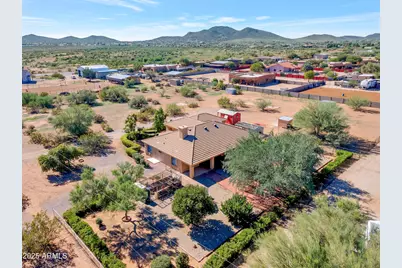 37916 N Central Avenue, Phoenix, AZ 85086 - Photo 1