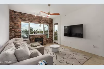 2302 N Central Avenue #206, Phoenix, AZ 85004 - Photo 1