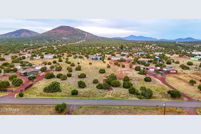 890 & 908 Hoctor Rd. 2.11 Acres -- #-, Williams, AZ 86046 - Photo 1