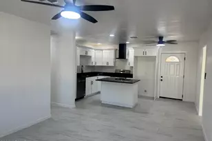 18201 N 22nd Ave, Phoenix, AZ 85023 - Photo 4