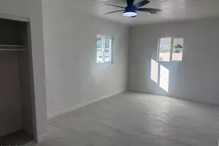 18201 N 22nd Ave, Phoenix, AZ 85023 - Photo 12