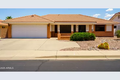 8230 E Navarro Avenue, Mesa, AZ 85209 - Photo 1