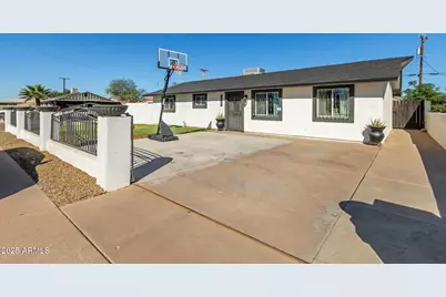 1702 E Chambers Street, Phoenix, AZ 85040 - Photo 1
