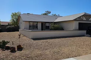 4631 E Bohl St, Phoenix, AZ 85044 - Photo 1