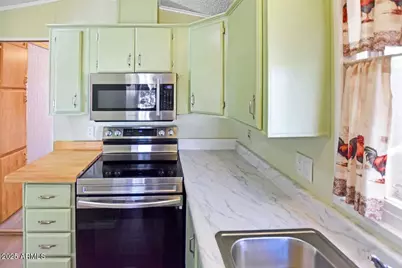 7750 E Broadway Road #823, Mesa, AZ 85208 - Photo 10