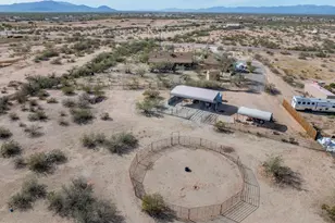 52019 N Forepaugh Peak Rd, Wickenburg, AZ 85390 - Photo 1