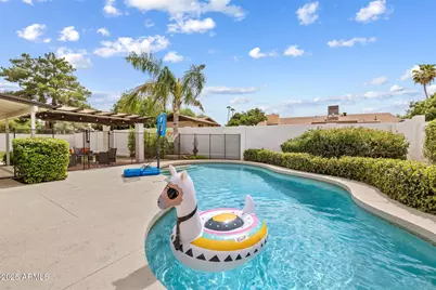 2915 E Vista Drive, Phoenix, AZ 85032 - Photo 1