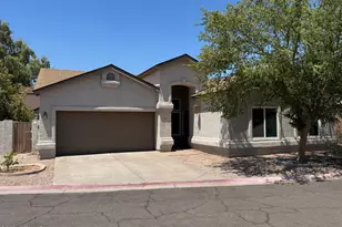 1822 S 39th St, Mesa, AZ 85206 - Photo 1