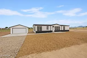 7319 E Alexis Way, Prescott Valley, AZ 86314 - Photo 1